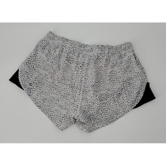 Lululemon Pleat To Street Short Dottie Dash White Black No Size Label Avl - Picture 4 of 9